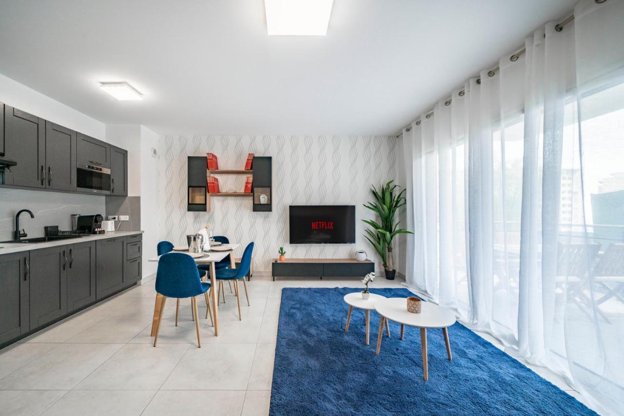 Апартаменты Frontiere Monaco, Terrasse Vue Mer, Tour Odeon - Ap Босолей Экстерьер фото