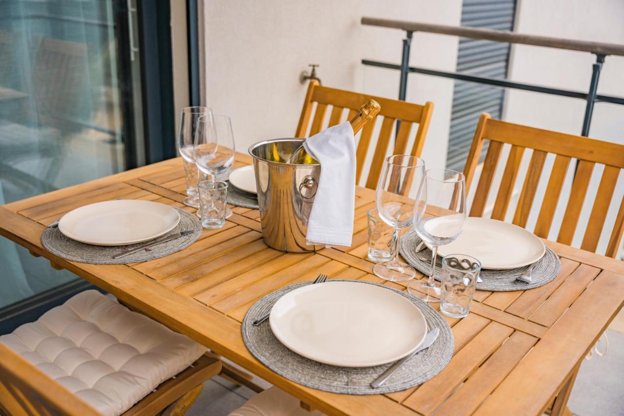 Апартаменты Frontiere Monaco, Terrasse Vue Mer, Tour Odeon - Ap Босолей Экстерьер фото